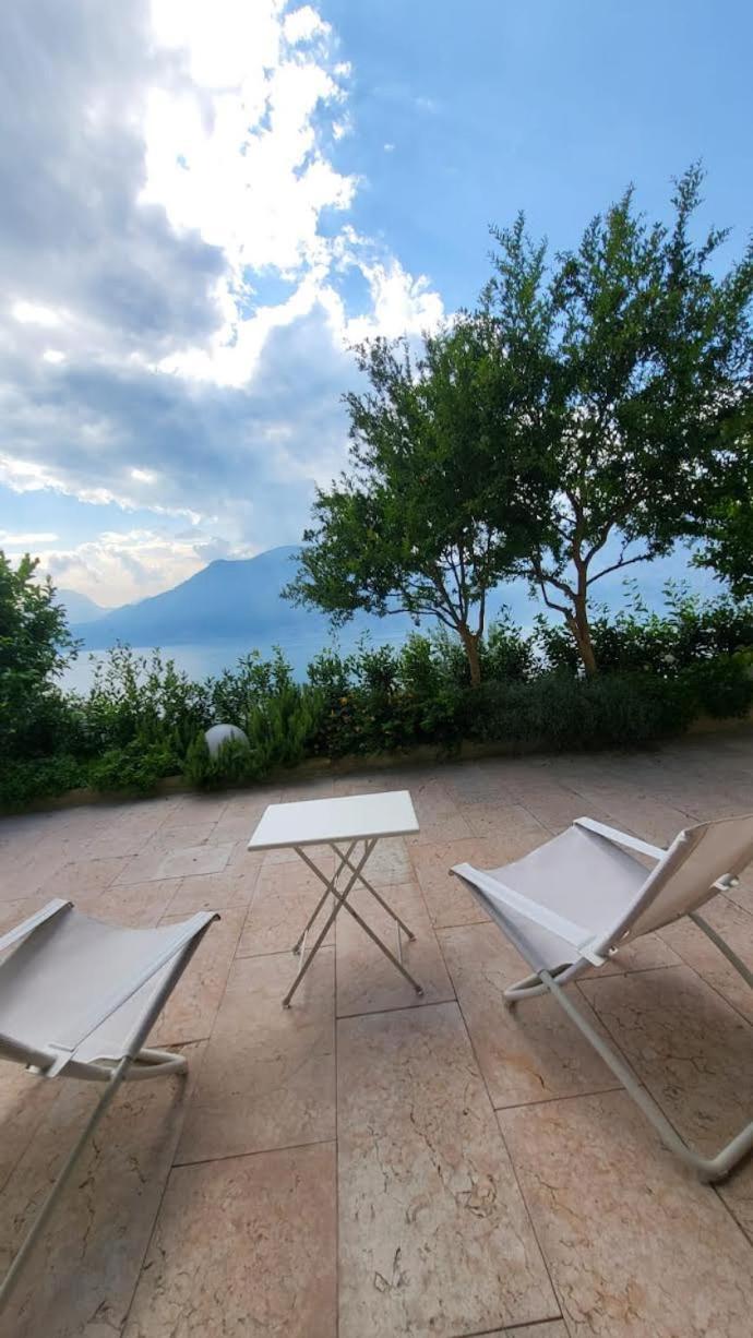 View Garda Lake Brenzone sul Garda Bagian luar foto